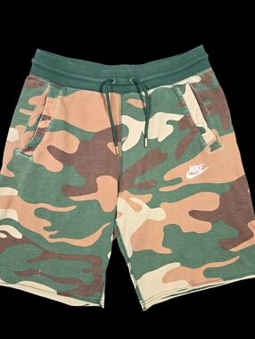 Nike Sportswear Camo Shorts Athletic Knit Embroidered Drawstring Adult Small